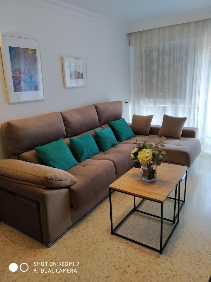 Luminoso Y Amplio Apartamento Siviglia Esterno foto